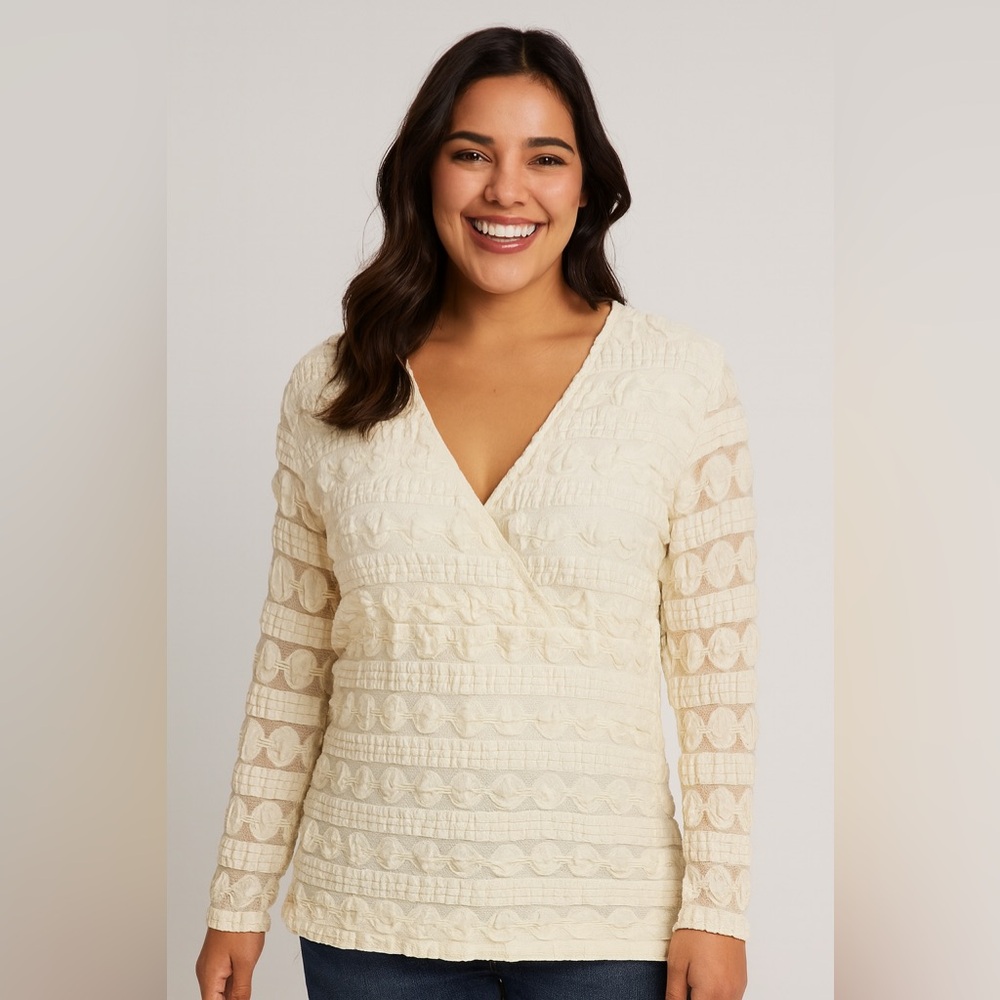 Nurture Brand Cream Textured Women's Top size Large